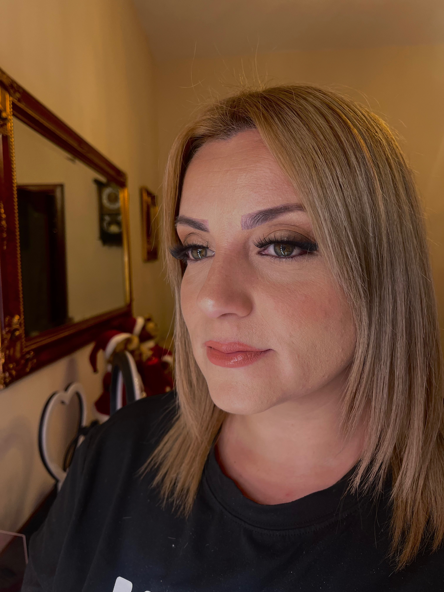 Soft glam makeup look